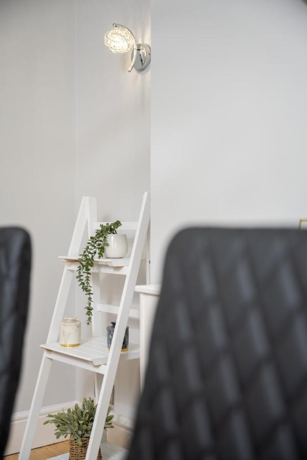 Mulberry House - Luxurious And Modern 4-Bed In Solihull Near Nec,Jlr, Airport, Resorts World, Hs2 Екстериор снимка